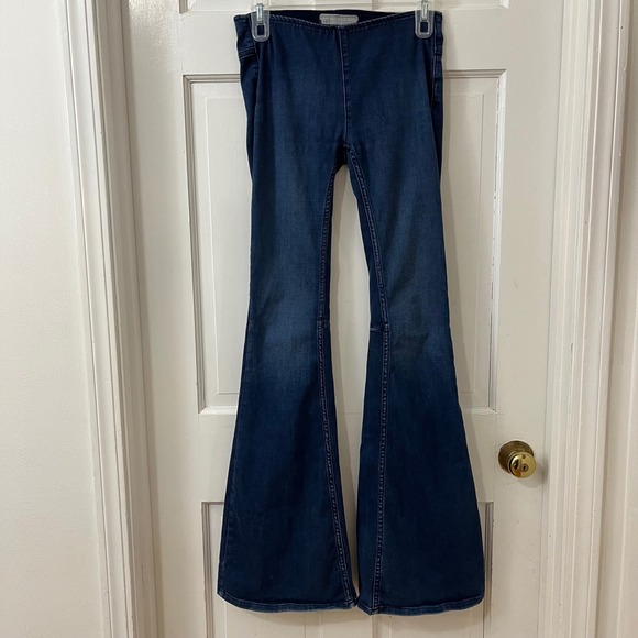 Free People Denim - Free People Penny Pull‎ On Bell Bottom Jeans Dark Wash Denim Size 24R READ